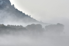 1511-Rognac-La-colline-dans-le-brouillard-24-scaled